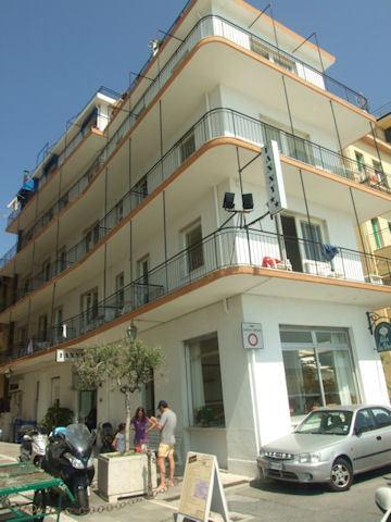 Albergo Fanny Alassio Esterno foto