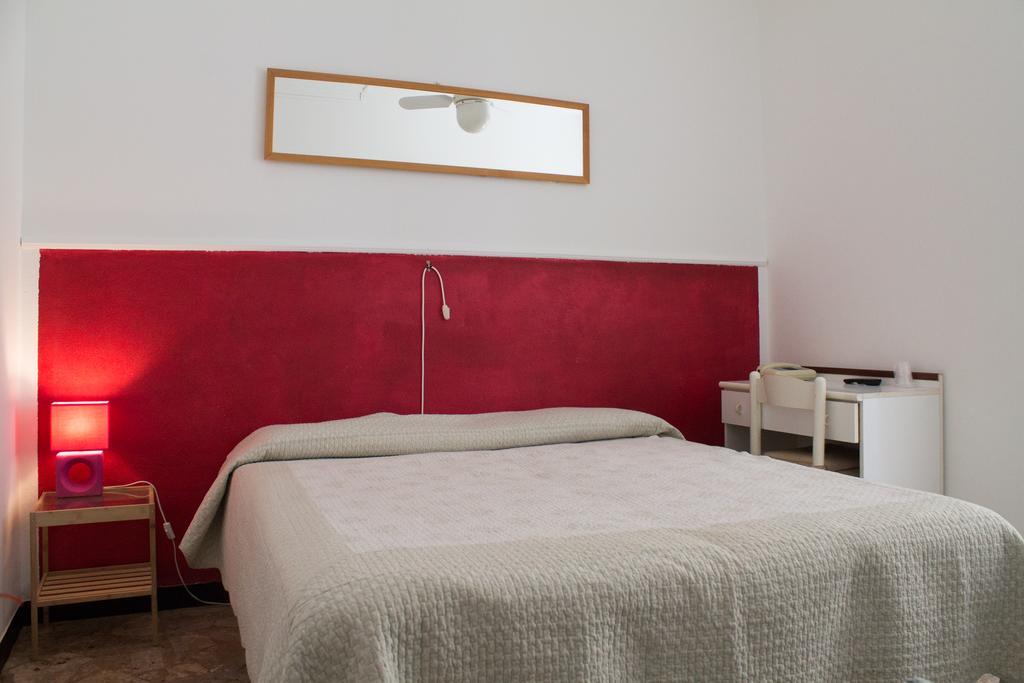 Albergo Fanny Alassio Esterno foto