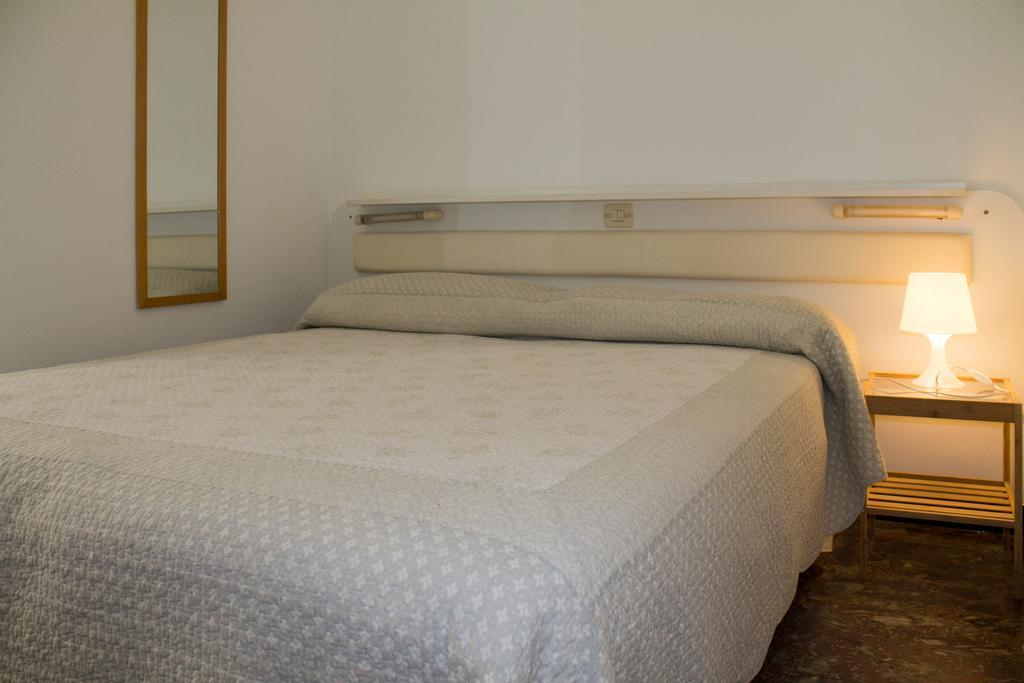 Albergo Fanny Alassio Esterno foto